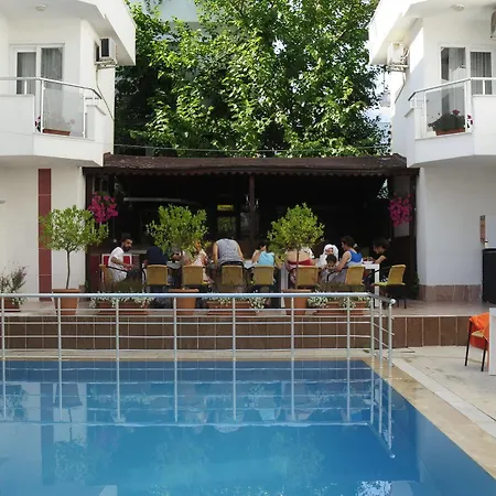 Hotel Movie Life Roe 3*
