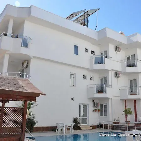 Movie Life Roe Hotel 3*