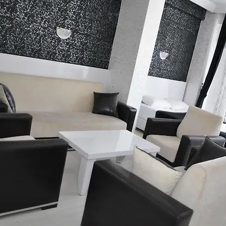 Hotel Movie Life Roe 3*