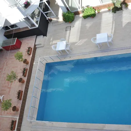 Otel Movie Life Roe